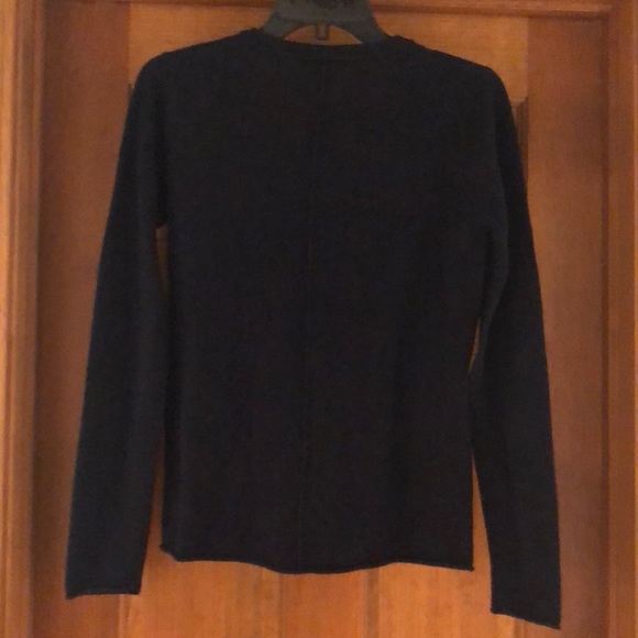 New 💯% Cashmere Sweater - Picture 2 of 5